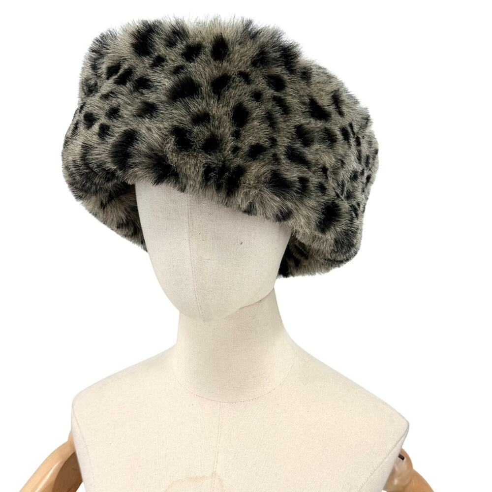 Vintage 90s Tasha Polizzi Gray Black Leopard Cozy Fleece Faux Fur Cossack Hat